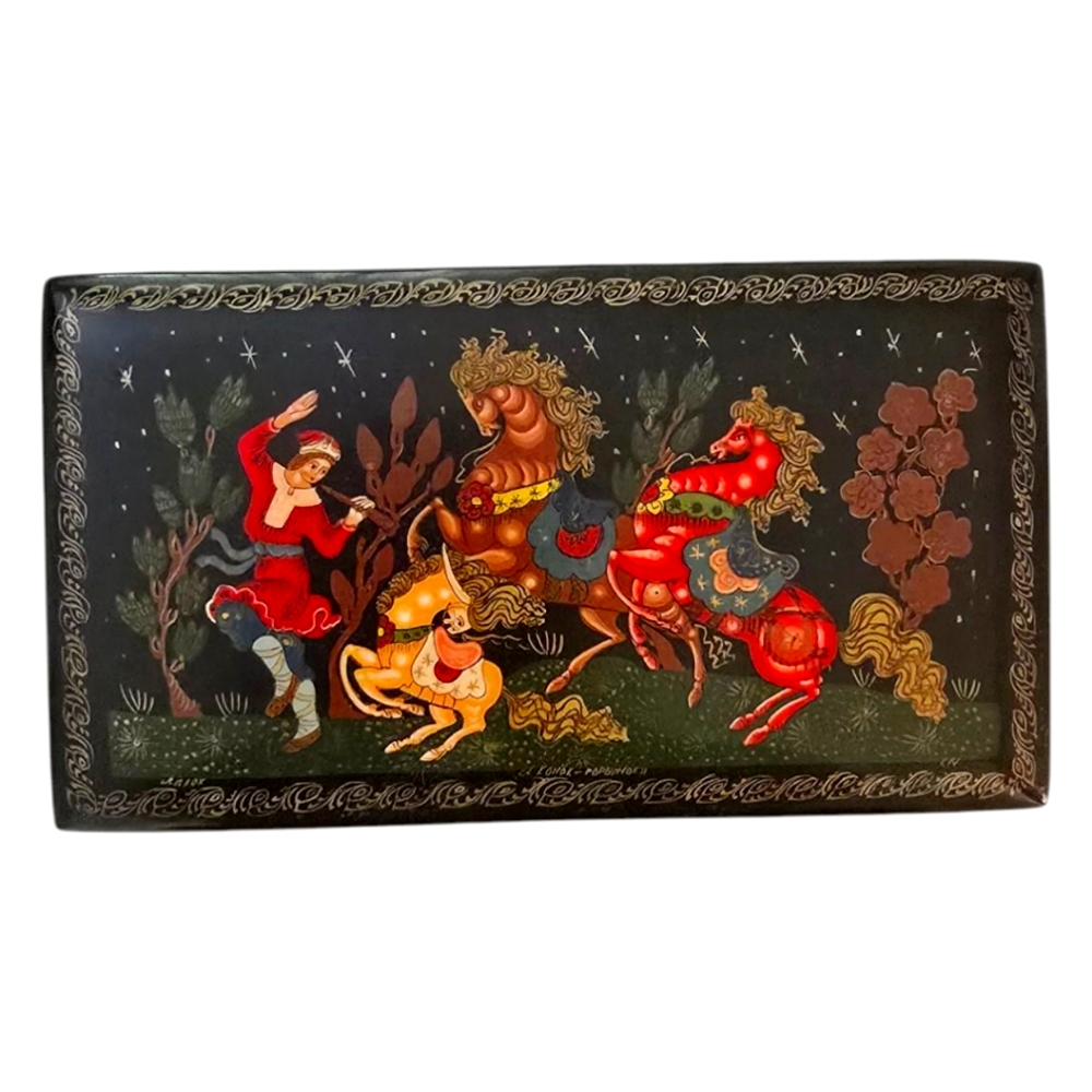 Rare Russian Palekh  Lacquer Box painted by hands